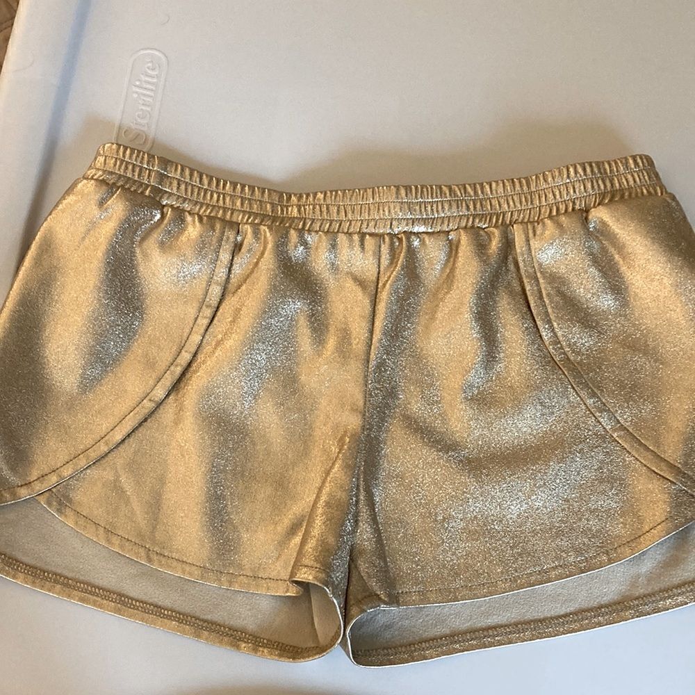 MIA New York NWOT Girls Rose Gold Metallic Shorts. Size Large.